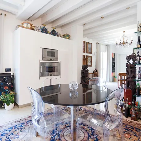 Bed and breakfast Red Wine 4*