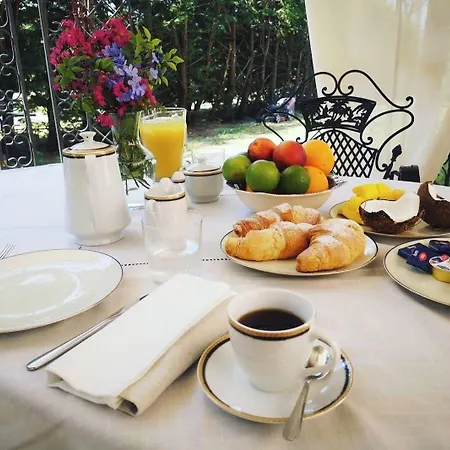 Red Wine Bed and breakfast