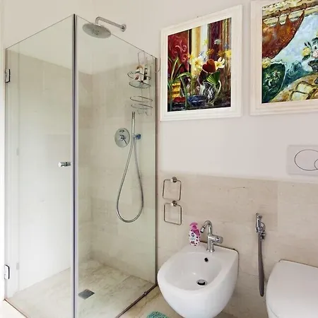 Red Wine Bed and breakfast 4*