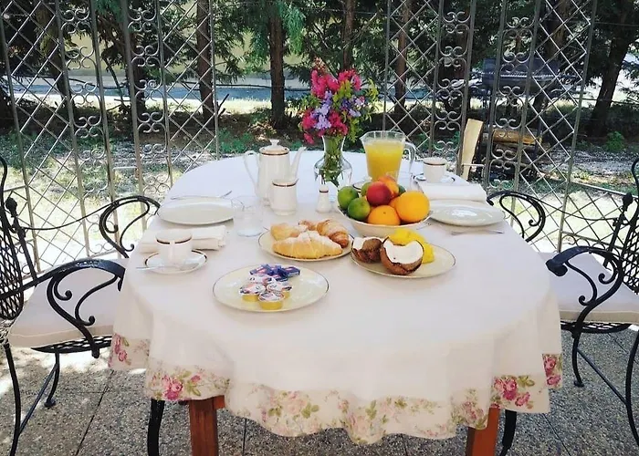 Red Wine 4* Castel San Pietro Terme