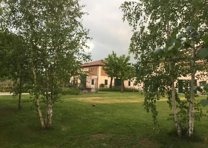 Bed & Breakfast Red Wine 4*